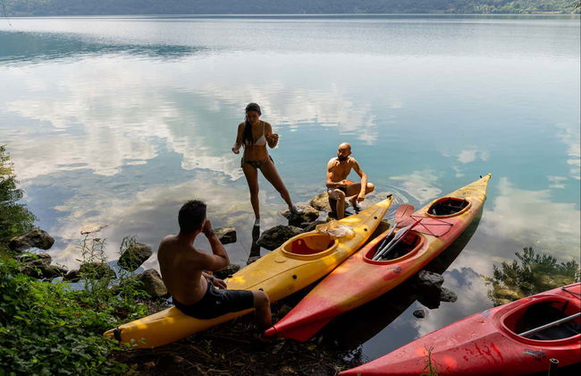 Lake Albano Kayak Tour - Photo 7