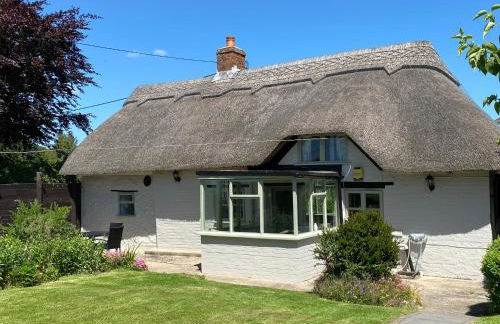 Thatch Cottage, East Boldre nr Beaulieu and Lymington - Foto 2