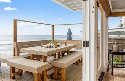 Unbeatable Beachfront Bliss w/ Ocean Views, Luxe Interiors & Patio Beach Road - Foto 55