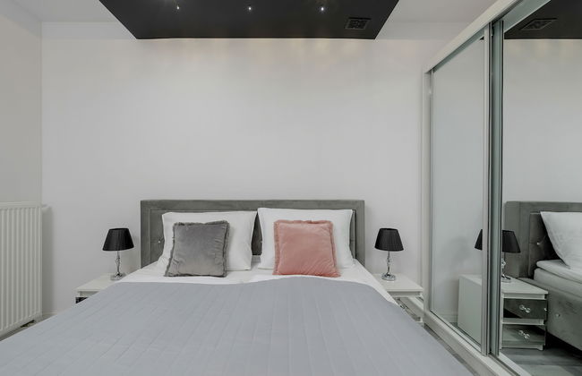 Apartment & Garden by Renters Prestige - Photo 34