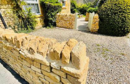 Cotswold Chic Retreats "Jacinabox" Central Chipping Campden-Parking-Garden - Photo 11