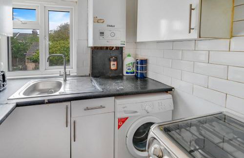 Sleeps 4 - Near Tottenham Stadium w Free Parking - Foto 20