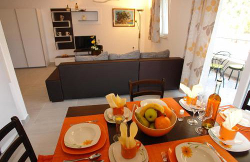 Robinson Bella - Foto 48