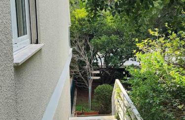 Vouliagmeni Thalassa Apartment - Photo 28