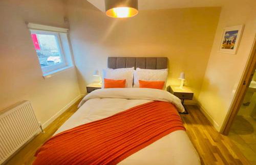 2 Bed 2 bath with Private Parking - Foto 25