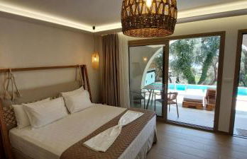 Filoxenia Olive Garden luxury villas and suites - Foto 36