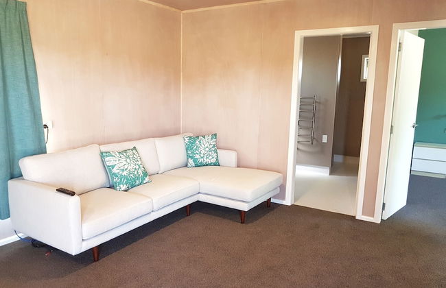 Martinborough TOP 10 Holiday Park - Photo 1