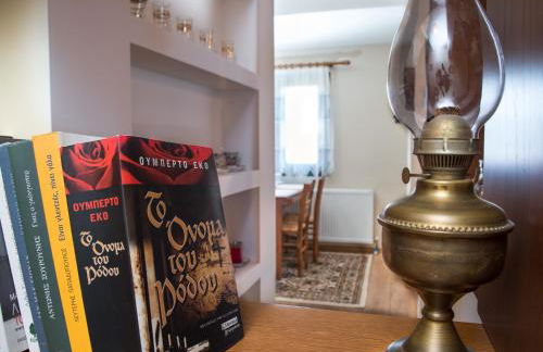 Olympus Serenity House - Photo 16