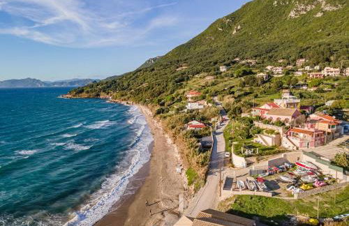 2-BR Apartment by the Sea - Photo 7