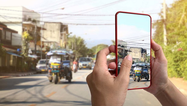 Tarjeta eSIM con Internet para Laos - Foto 4, Fotografiando las calles de Luang Prabang
