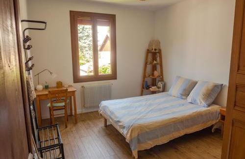 House with garden and parking 1 min from Grenoble - Foto 3