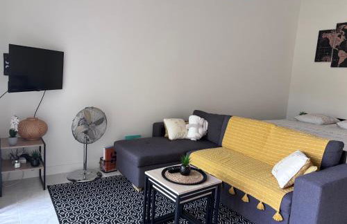 Studio 35m2 à 3 km de la gare d Angoulême avec draps et linge de maison fournis - Foto 3
