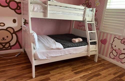 17-19ppl BTW Dsny Hllywd GarageParking Yard Grill - Foto 41