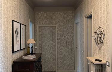 Two bedroom apartment with private parking - Photo 17