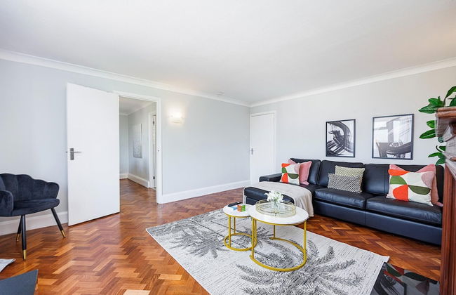 Convenient and Stylish 2-bed Apartment in Croydon - Foto 7