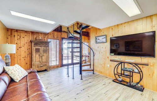 2 Mi to Main Street Mtn-View Escape in Lander! - Foto 4