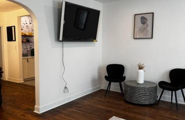 Eclectic Opulence Retreat - Photo 46