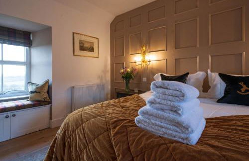 Kipney Farmhouse with hot tub - Photo 45