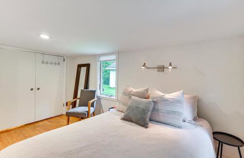 Walk to Kelsey Lake Cassopolis Home with Yard! - Foto 12