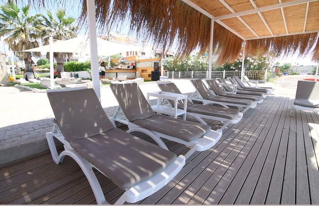 Tasev Apart Hotel - Photo 15