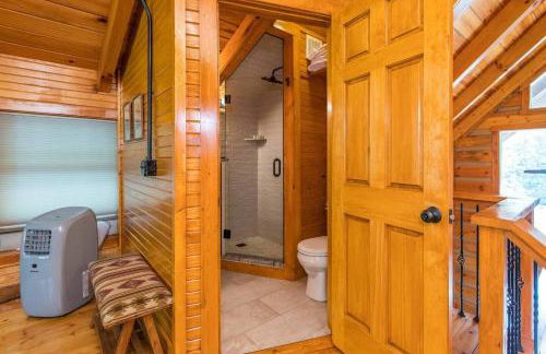 Big Boulder-Hot Tub, WiFi, Firepit, Arcade, Hiking - Foto 41