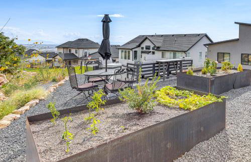Pool Table and Putting Green! Scenic Ogden Escape - Photo 23