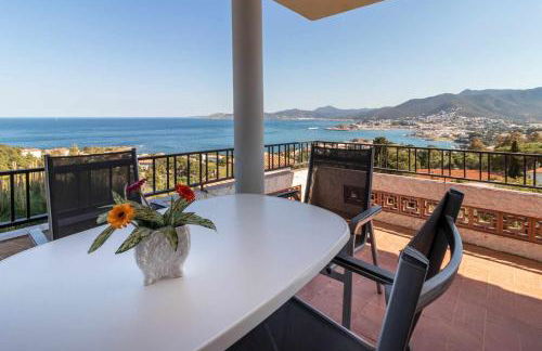 Grifeu 5 Apartamento luminoso con terraza y vistas - Foto 1