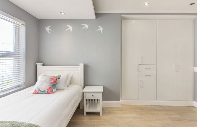 Beachfront, Private Pool, Pizza Oven, Pool Table, Fast Internet, Family Friendly - Photo 10