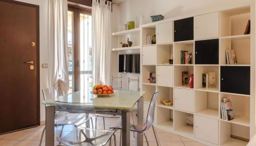 GuestHost - Equestrian Apt With Private Parking - Foto 3