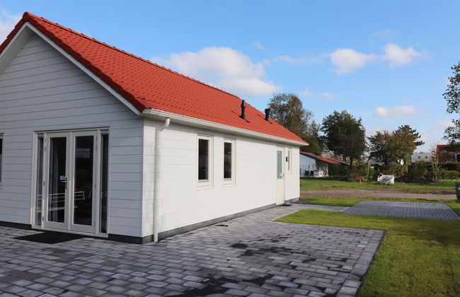 Chalet in Friesland Near Large Lakes - Foto 1