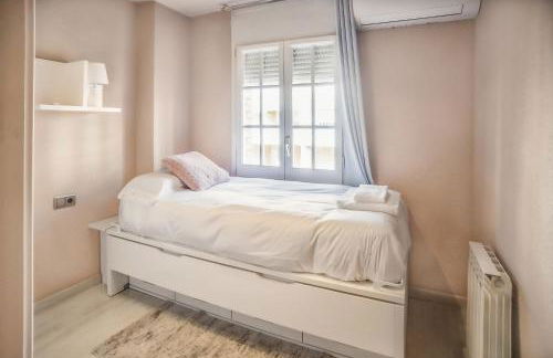 Comodidad y estilo en Gava near the beach 10 minutes - Foto 4