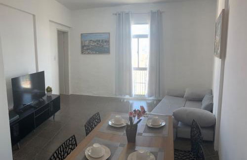 Apartamento recém reformado no bairro politeama centro - Photo 1