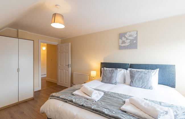 2-bedroom Penthouse, Clockhouse, Hoddesdon - Photo 33