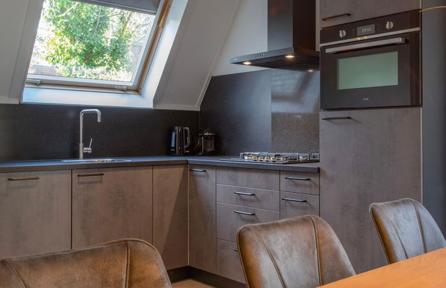 Restyled House With Three Bathrooms, Breda at 10km - Photo 5