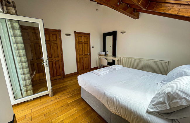 Harbourside Apartments - Photo 4