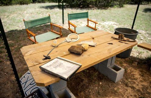 Magical Treehouse with Slide by Brazos River for Family Glamping Adventures in Texas - Foto 32