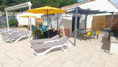 Gîte myosotis Piscine Privée 4 Chambres - Foto 5