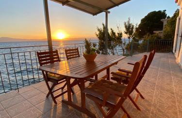 Sea House Kitries - Photo 1