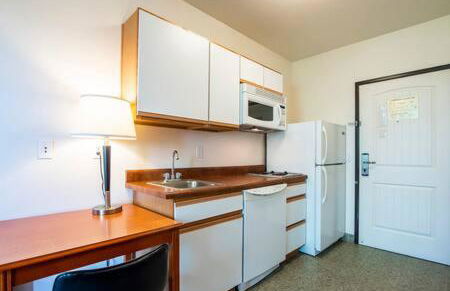 The Vistas 119 Modern studio with full kitchen 1st floor great location - Foto 9