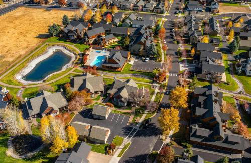 New Build Walk to Sisters Arcade Peloton Fire Pit - Foto 9