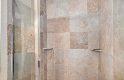 Lake Effect 3BR Home Steps to Everything 27 - Foto 43