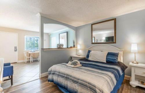 Steps from the Beach, Pool Access - Foto 14