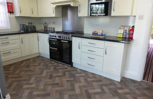 Huge 9 Bed Property Sleeps 17, Near NEC, City Centre, HS2 - Foto 27