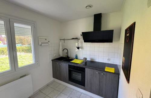 La Chaume Centre village Magny-Cours 2 chambres 5 personnes ou 3 chambres 8 personnes - Foto 1