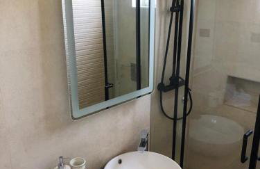 Golden view luxury apartment - Photo 28