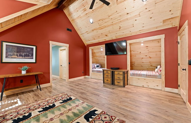 Black Bear Lodge by Avantstay Lakefront Dock Pool Theater Sleeps 20 - Foto 29