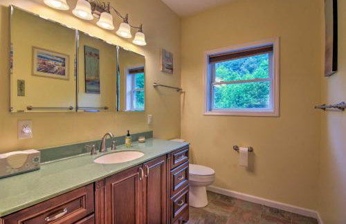 Blue Ridge Mountain Rental with Hot Tub and Gas Grill! - Foto 16