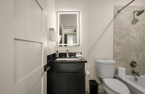 2Linkd Homes | 9BR•All Private Baths | Pool |Gated - Foto 55