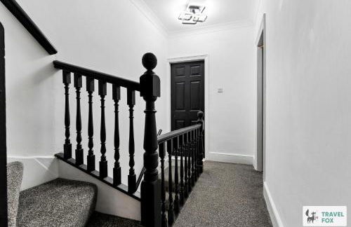 Liz's 4 Bed House: Close to the Motor Point Arena - Foto 18