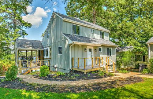 River Refresh - Waterfront with Spa on Placid Bay Luxury Vacation Rental by B Michaels Escapes - Foto 1